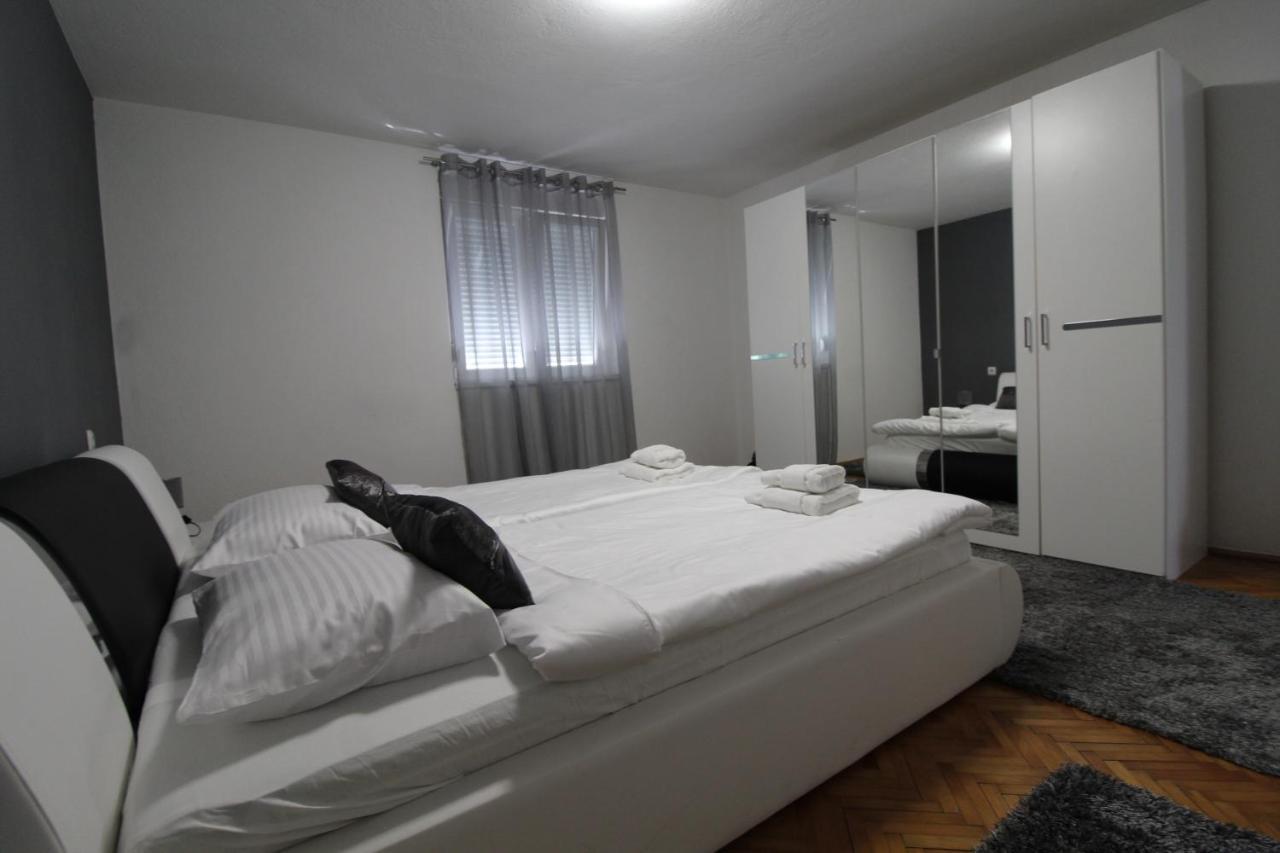 Apartment Matijas, 3 Bedroom Apt With Terrace And Parking Split Zewnętrze zdjęcie