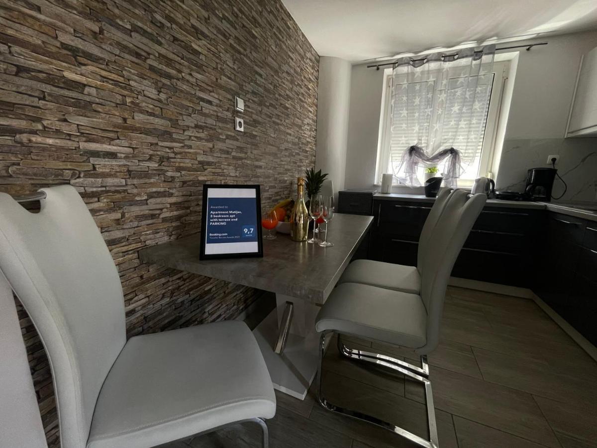 Apartment Matijas, 3 Bedroom Apt With Terrace And Parking Split Zewnętrze zdjęcie